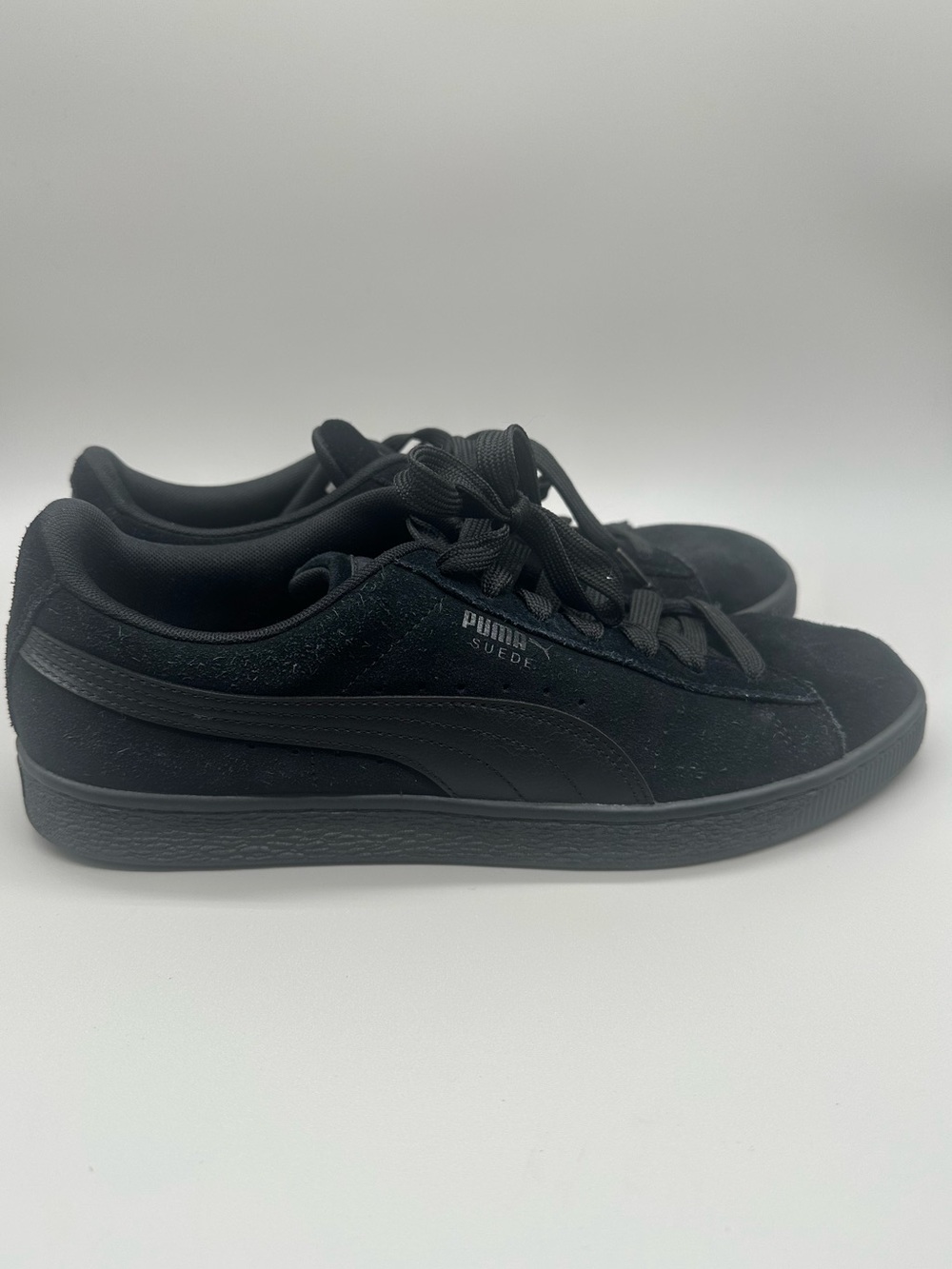 PUMA Suede Classic Men's Black Casual Sneakers